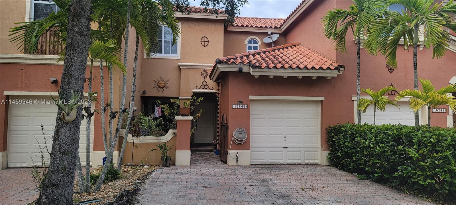 Photo of 15245 SW 31st Ln #15245 in Miami, FL