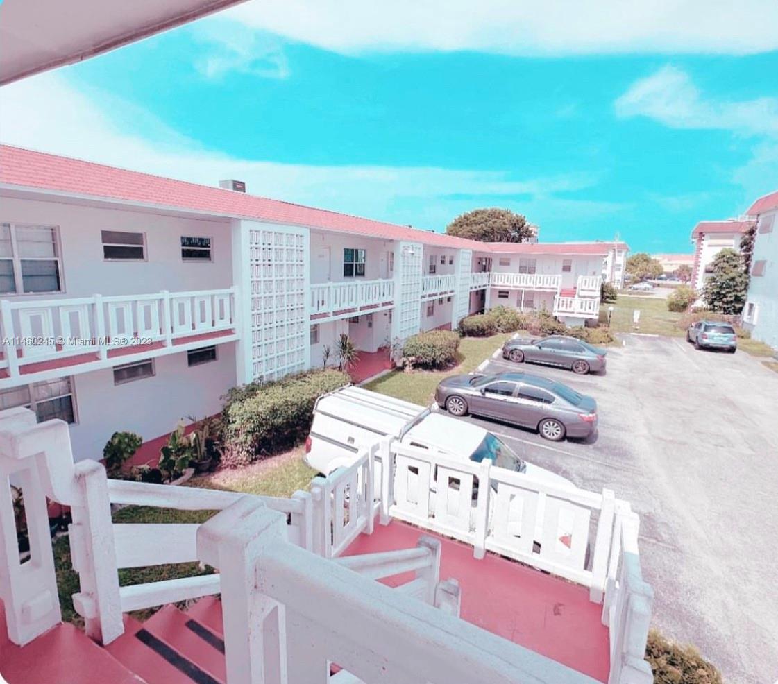 Photo of 1300 NW 43rd Ter #201 in Lauderhill, FL