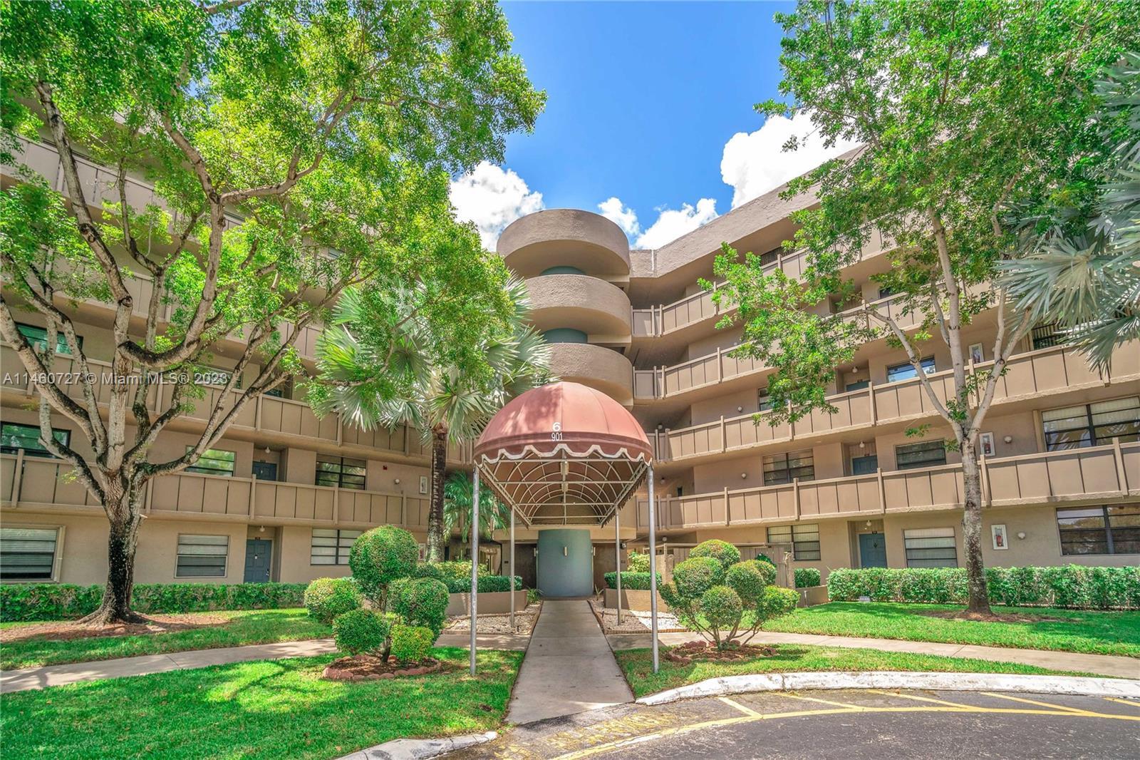 Photo of 901 Colony Point Cir #411 in Pembroke Pines, FL