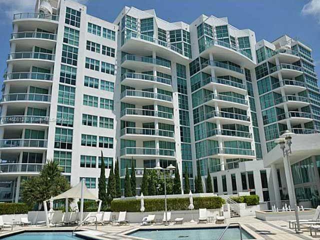 Photo of 3131 NE 188th St #1-902 in Aventura, FL