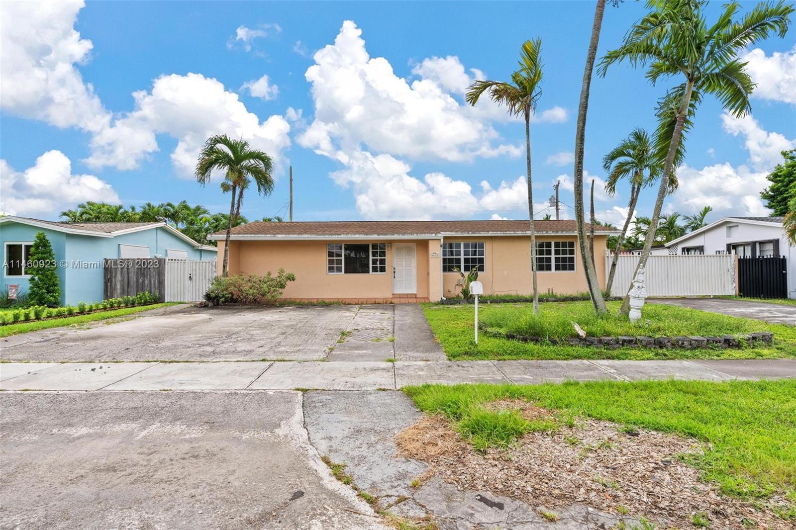 Photo of 4615 SW 95 Ave in Miami, FL