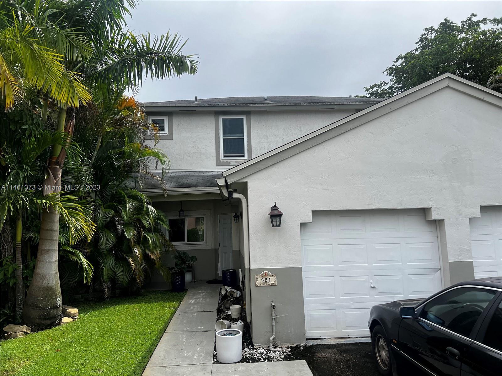 Photo of 381 NW 207th Ave in Pembroke Pines, FL