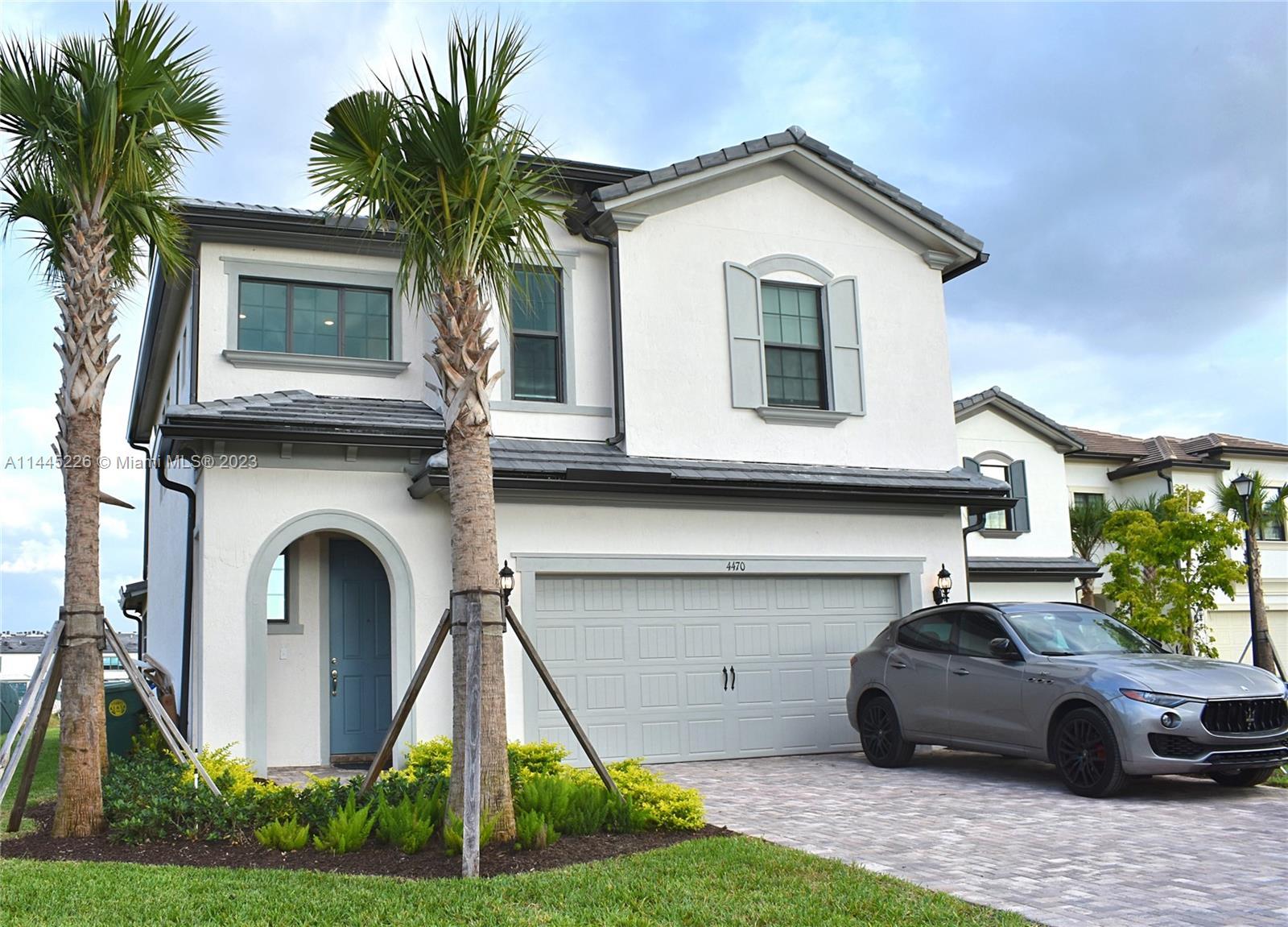 Photo of 4470 Gramercy Dr in Oakland Park, FL