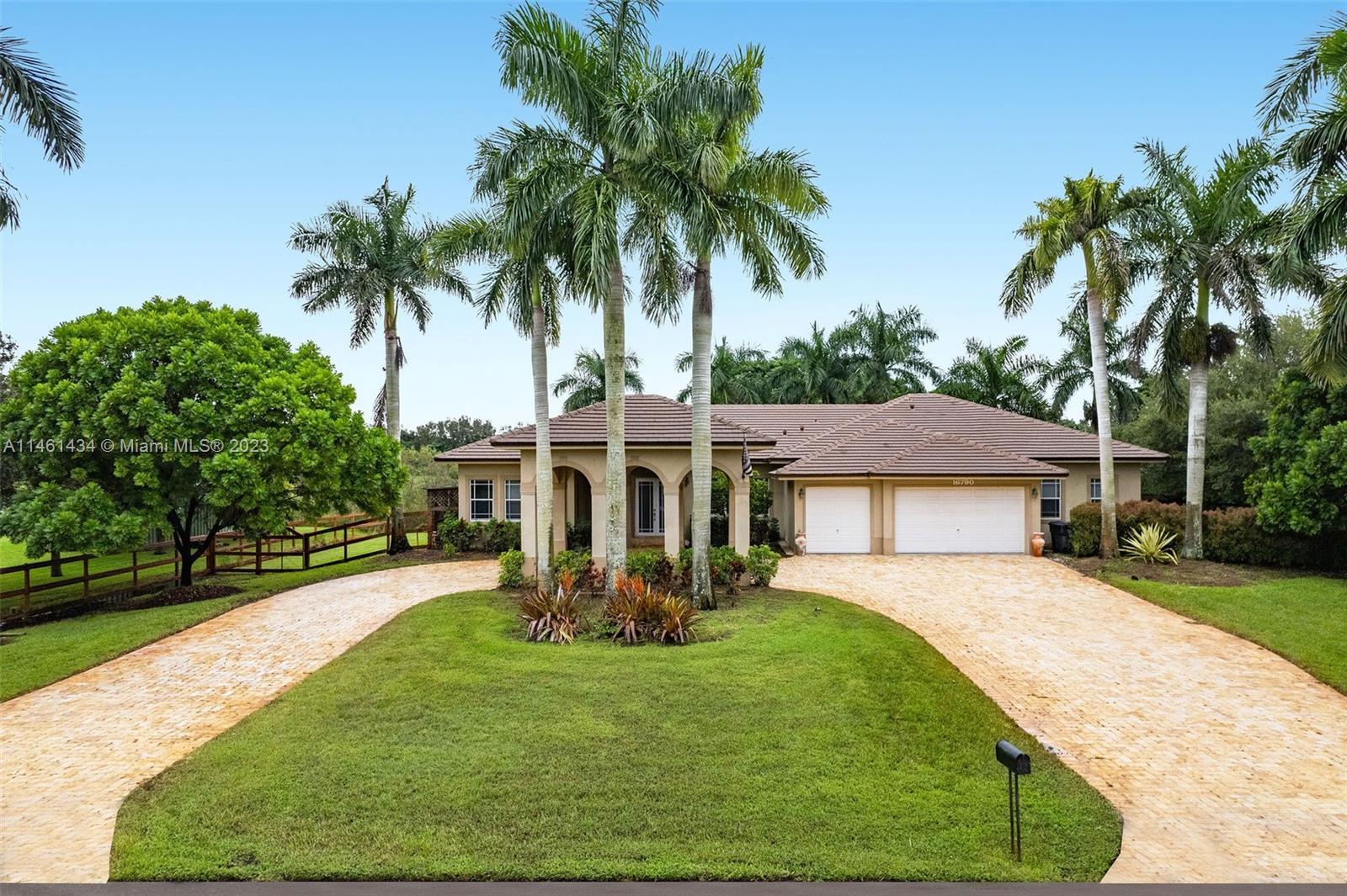 Photo of 16790 SW 64th St in Southwest Ranches, FL