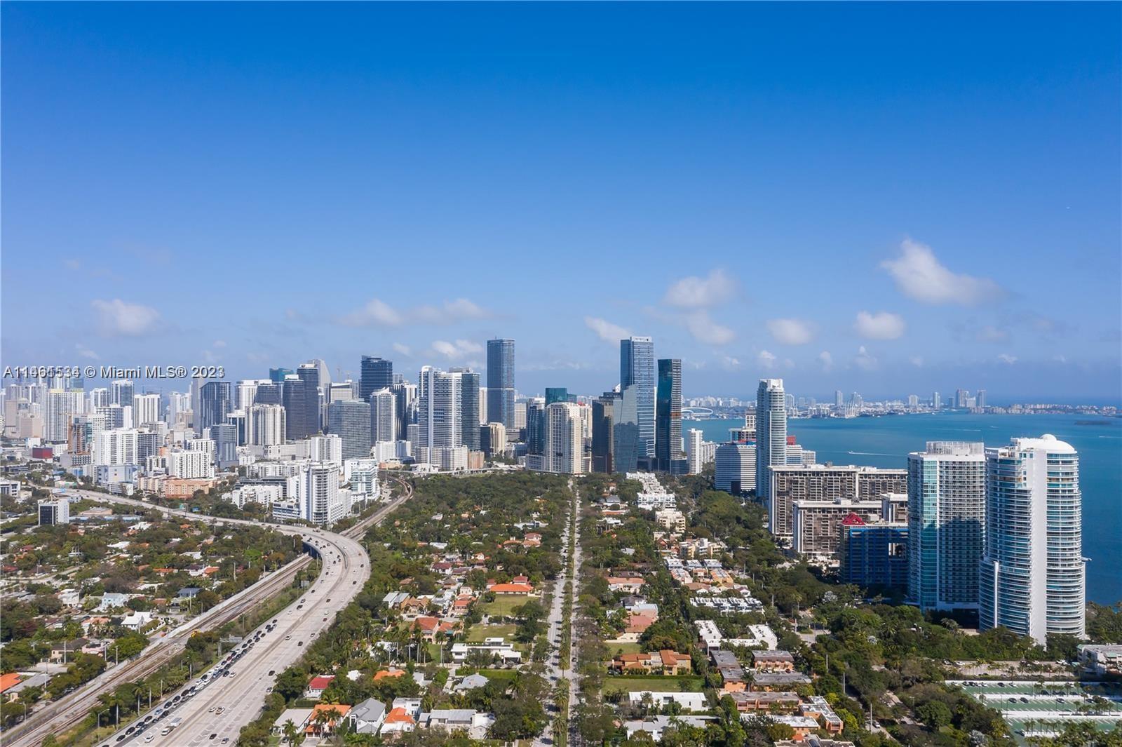 Photo of 2101 Brickell Ave #411 in Miami, FL
