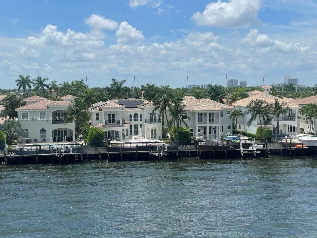 Photo of 1500 S Ocean Dr #5E in Hollywood, FL