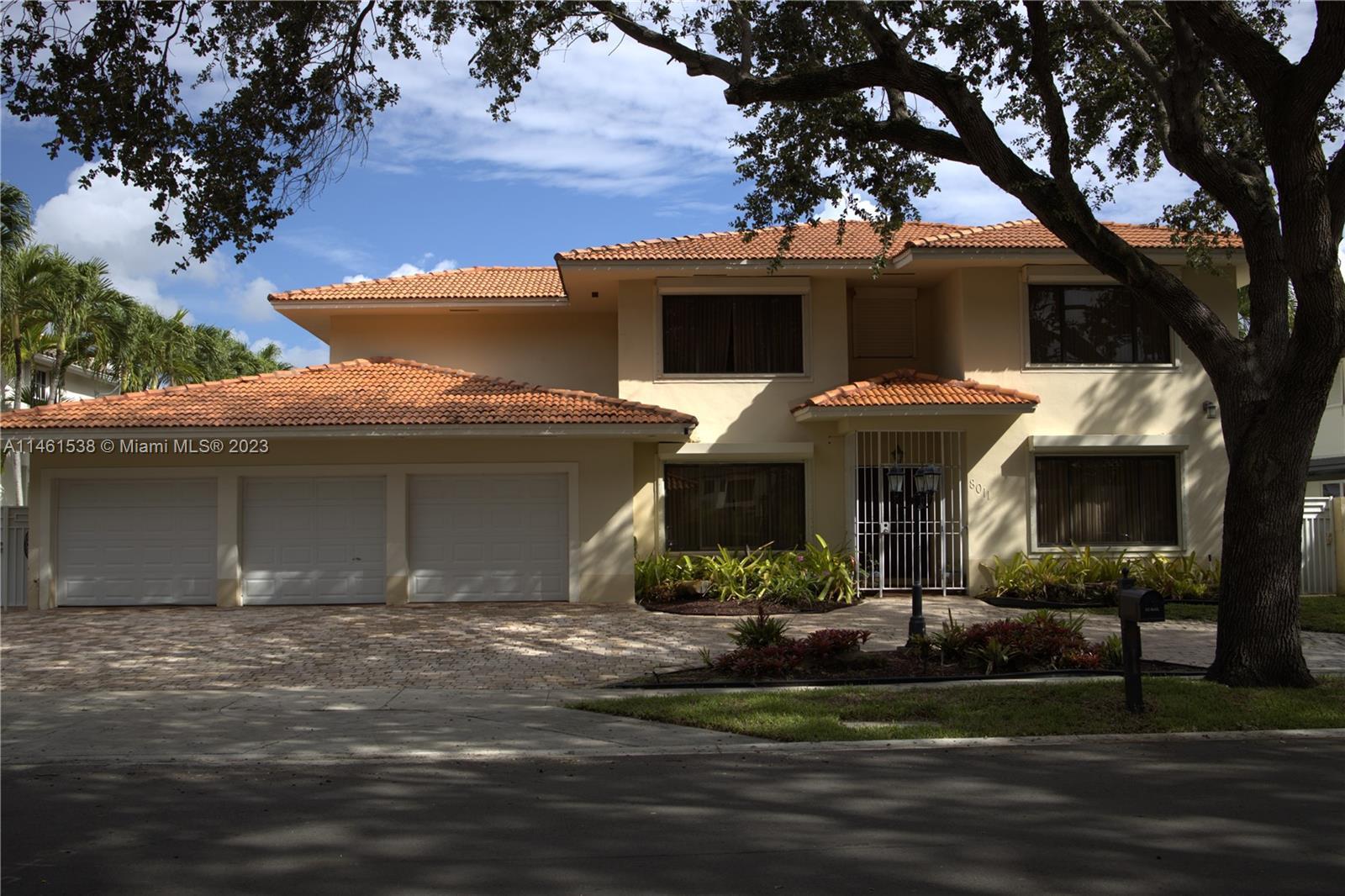 Photo of 8011 NW 166th St in Miami Lakes, FL