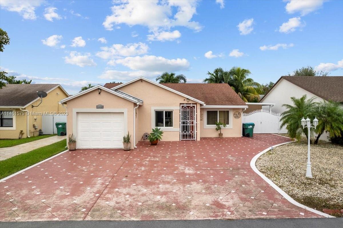Photo of 13418 SW 112th Pl in Miami, FL