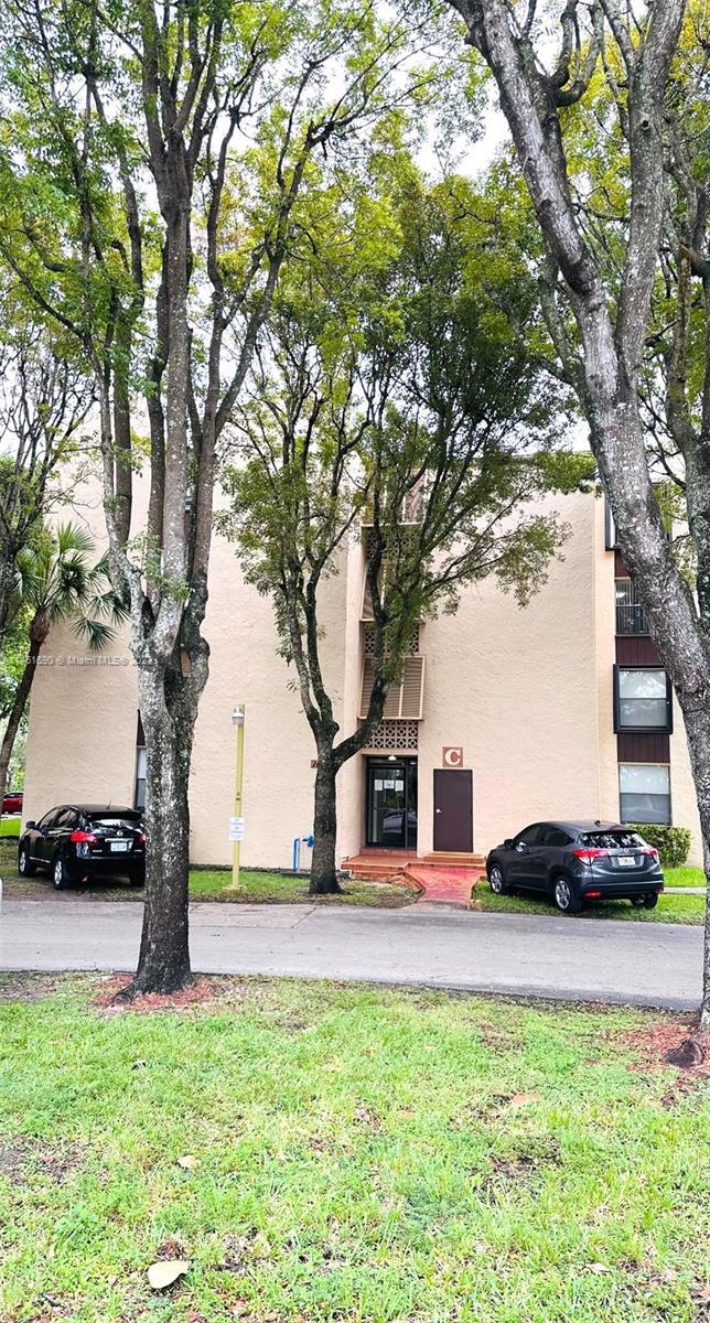 Photo of 14221 N Kendall Dr #212C in Miami, FL