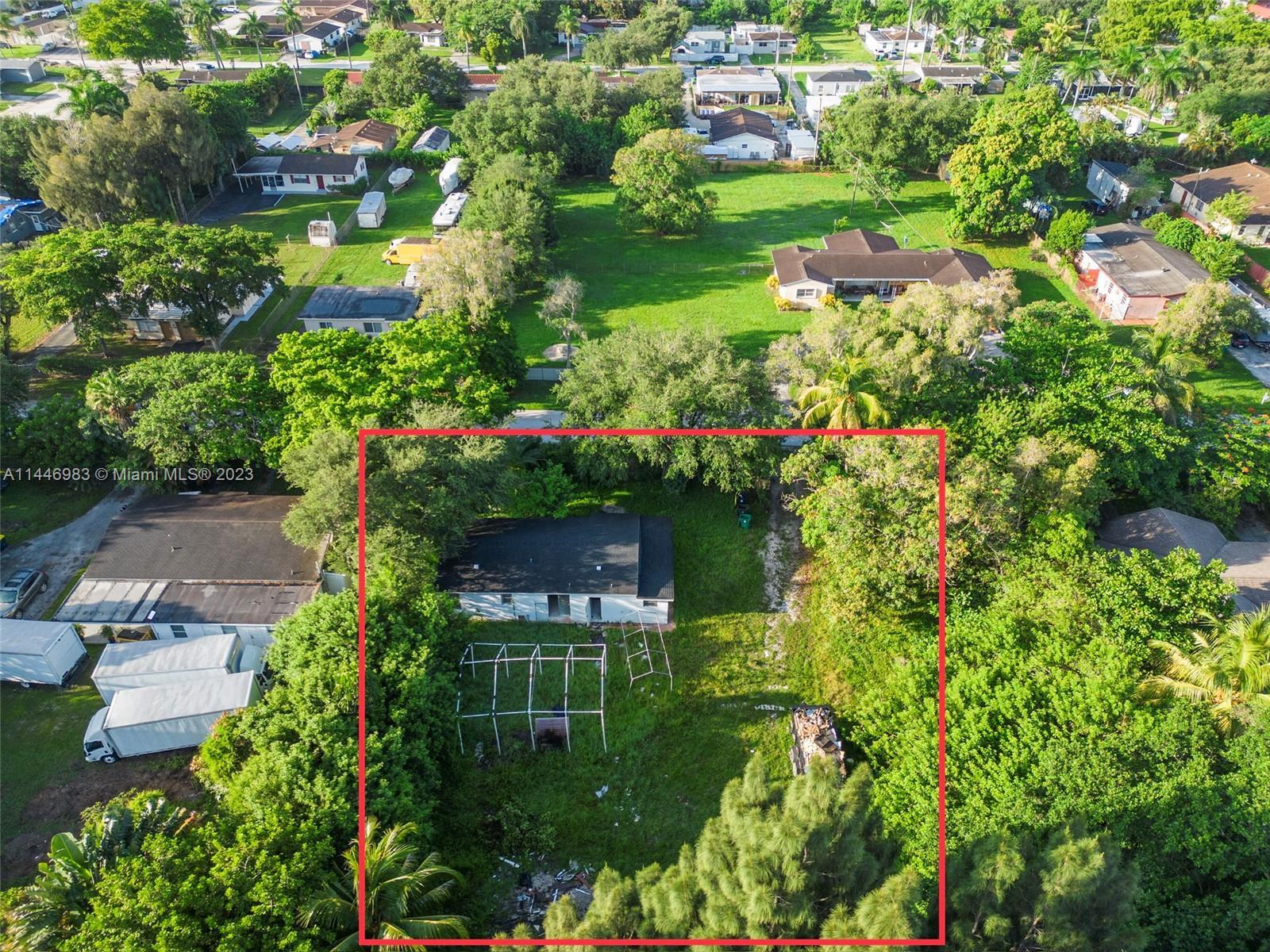 Photo of 4381 SW 51st St in Dania Beach, FL