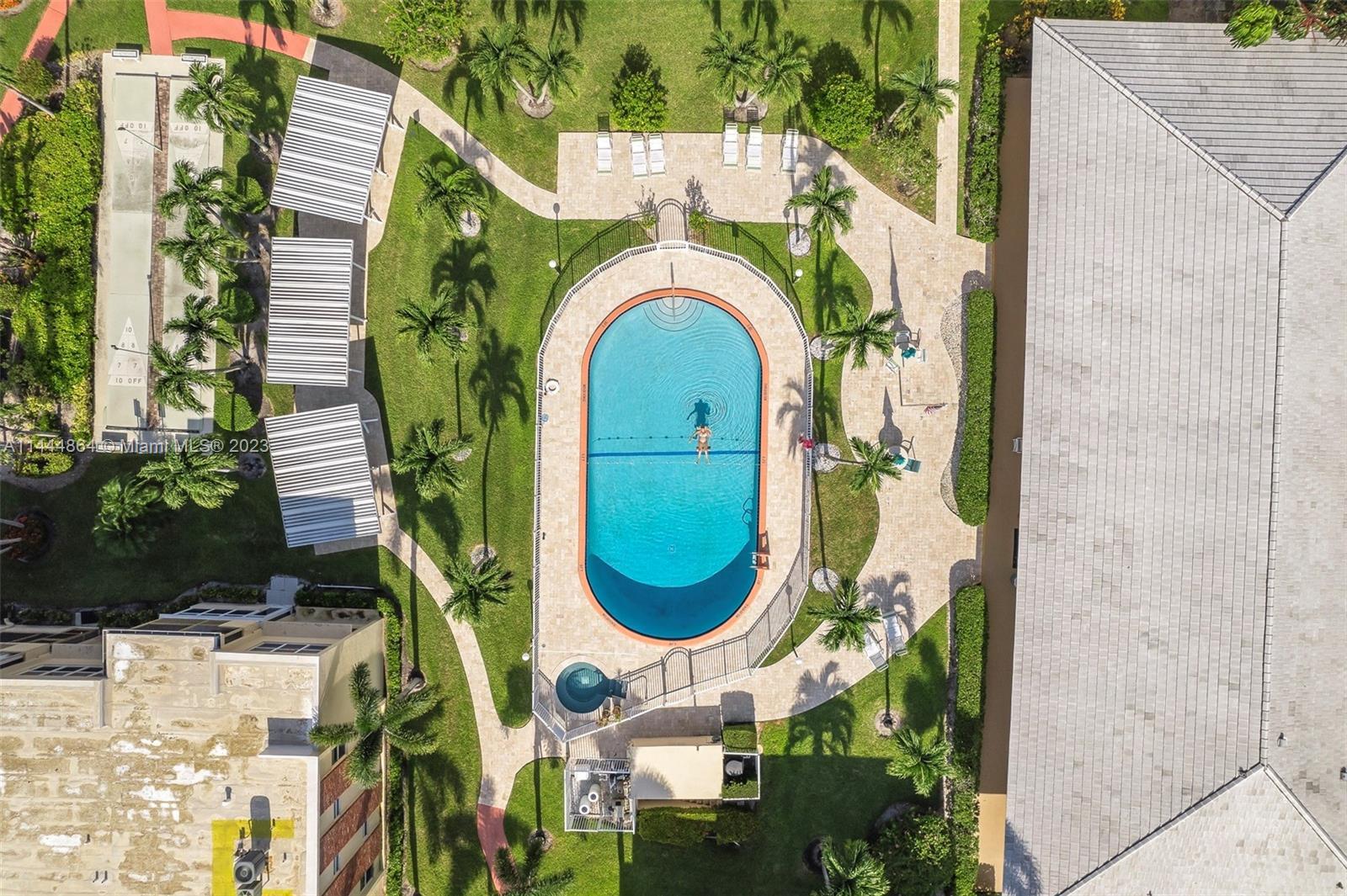 Photo of 1250 Atlantic Shores Blvd #121 in Hallandale Beach, FL