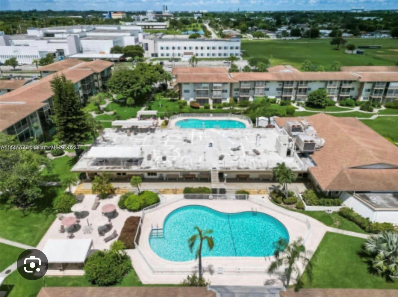 Photo of 16901 NE 13th Ave #309 in Miami, FL