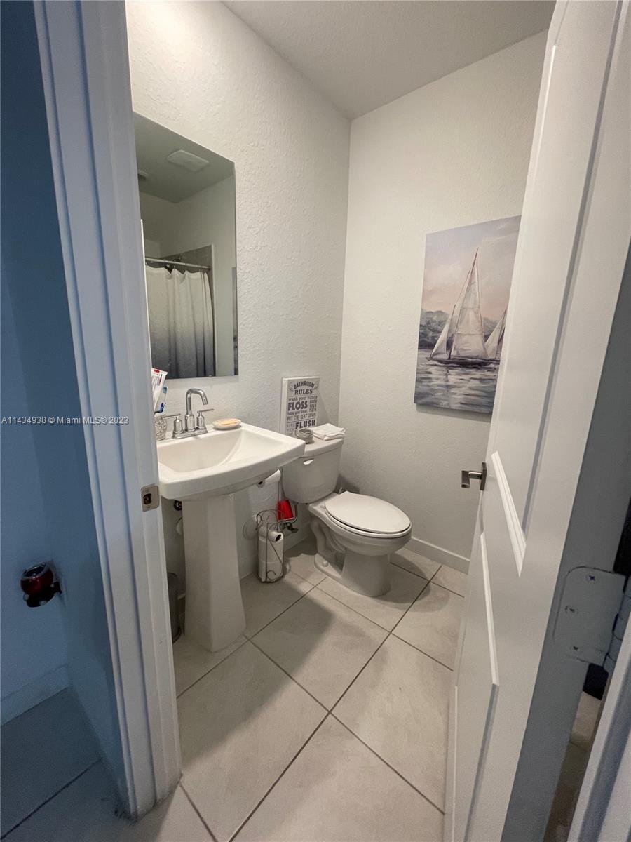 Photo of 487 NE 4th Ln #487 in Florida City, FL