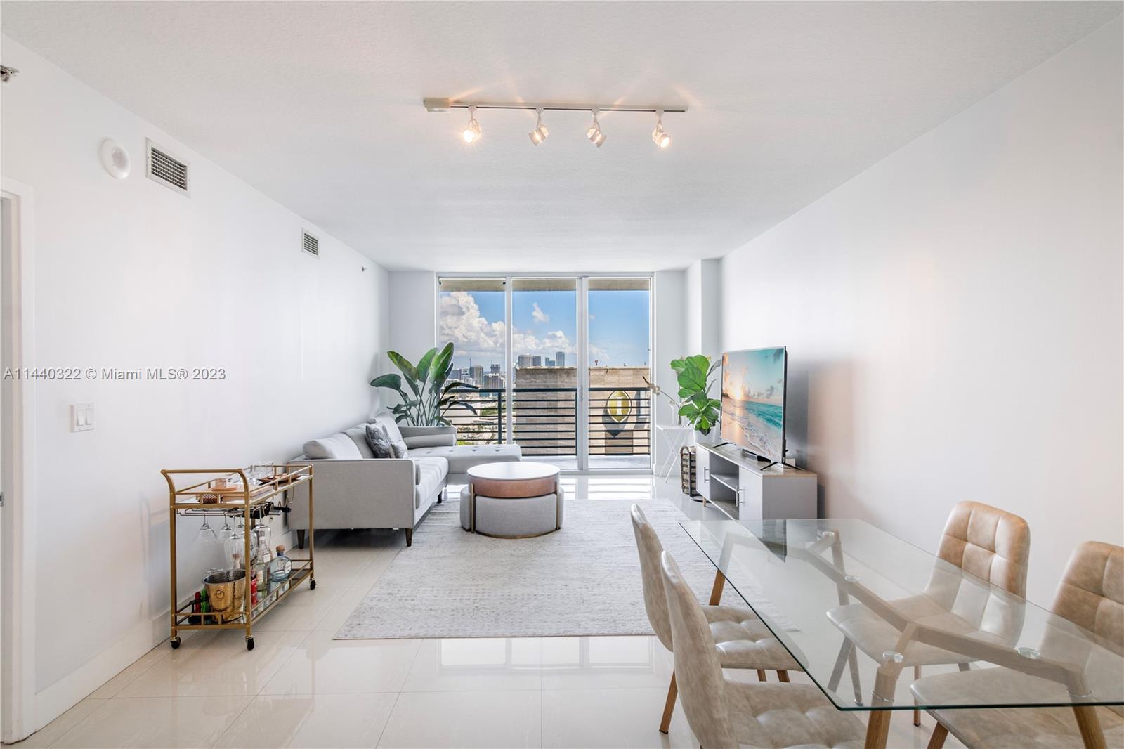 Photo of 335 S Biscayne Blvd #3900 in Miami, FL