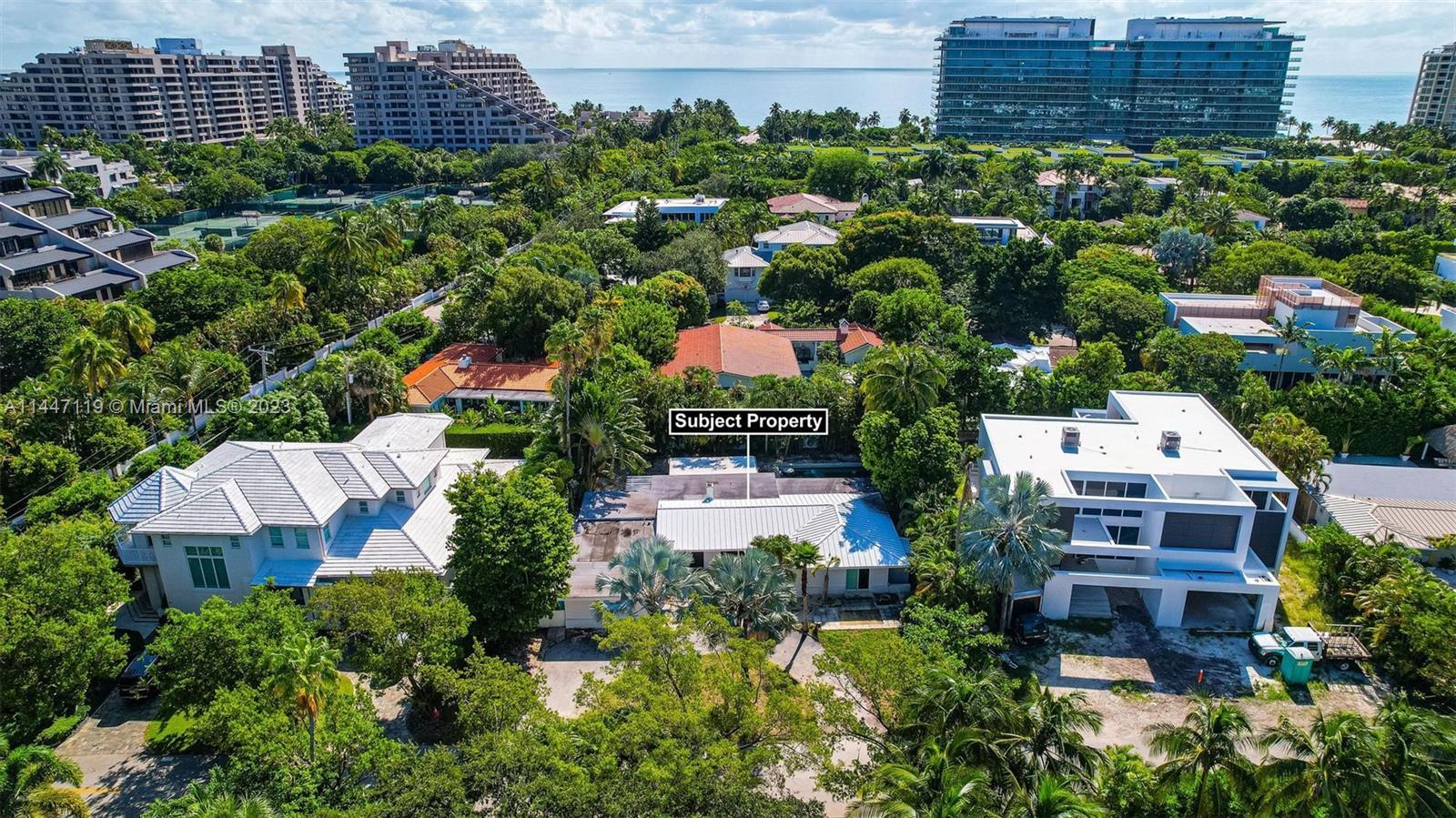 Photo of 325 Gulf Rd in Key Biscayne, FL