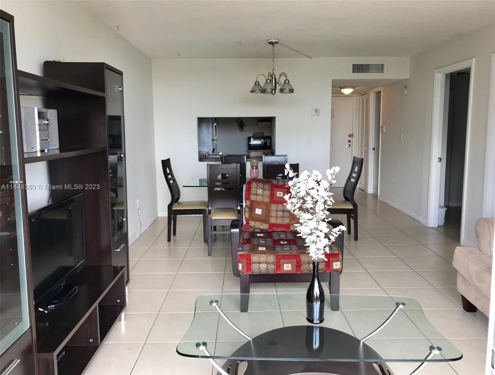 Photo of 9310 Fontainebleau Blvd #408 in Miami, FL
