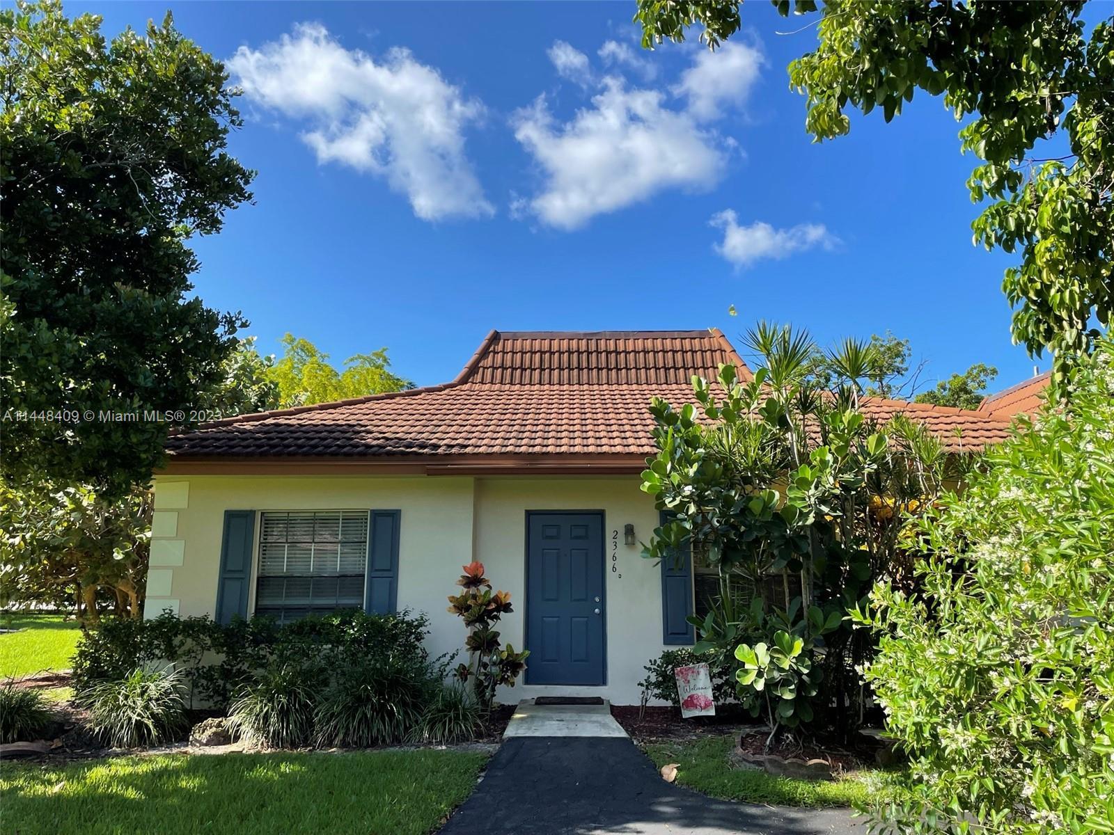 Photo of 2366 SW 70th Wy #4 in Davie, FL