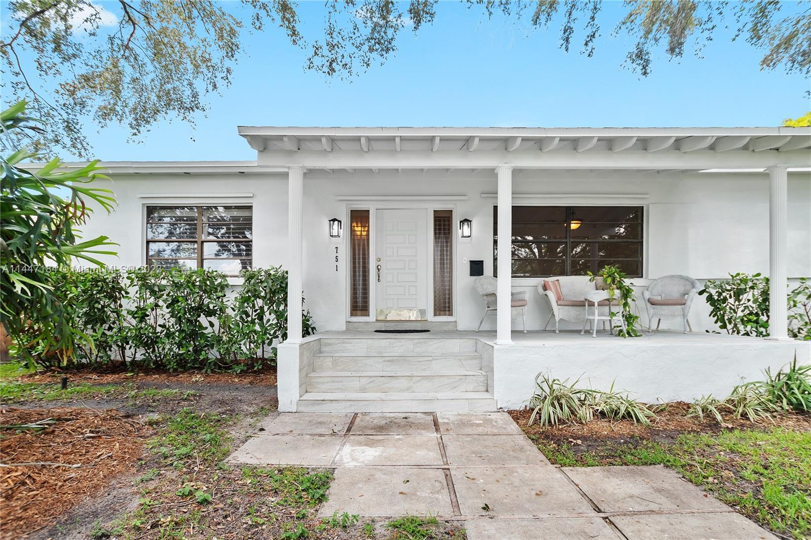Photo of 751 Swan Ave in Miami Springs, FL