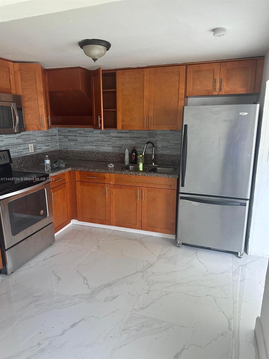 Photo of 1241 SW 76th Ct in Miami, FL