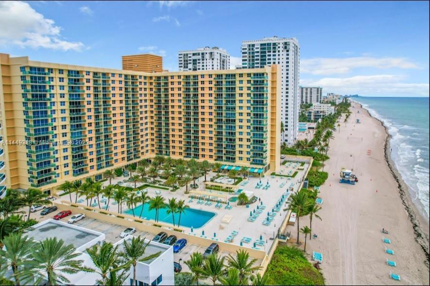 Photo of 2501 S Ocean Dr #433 in Hollywood, FL