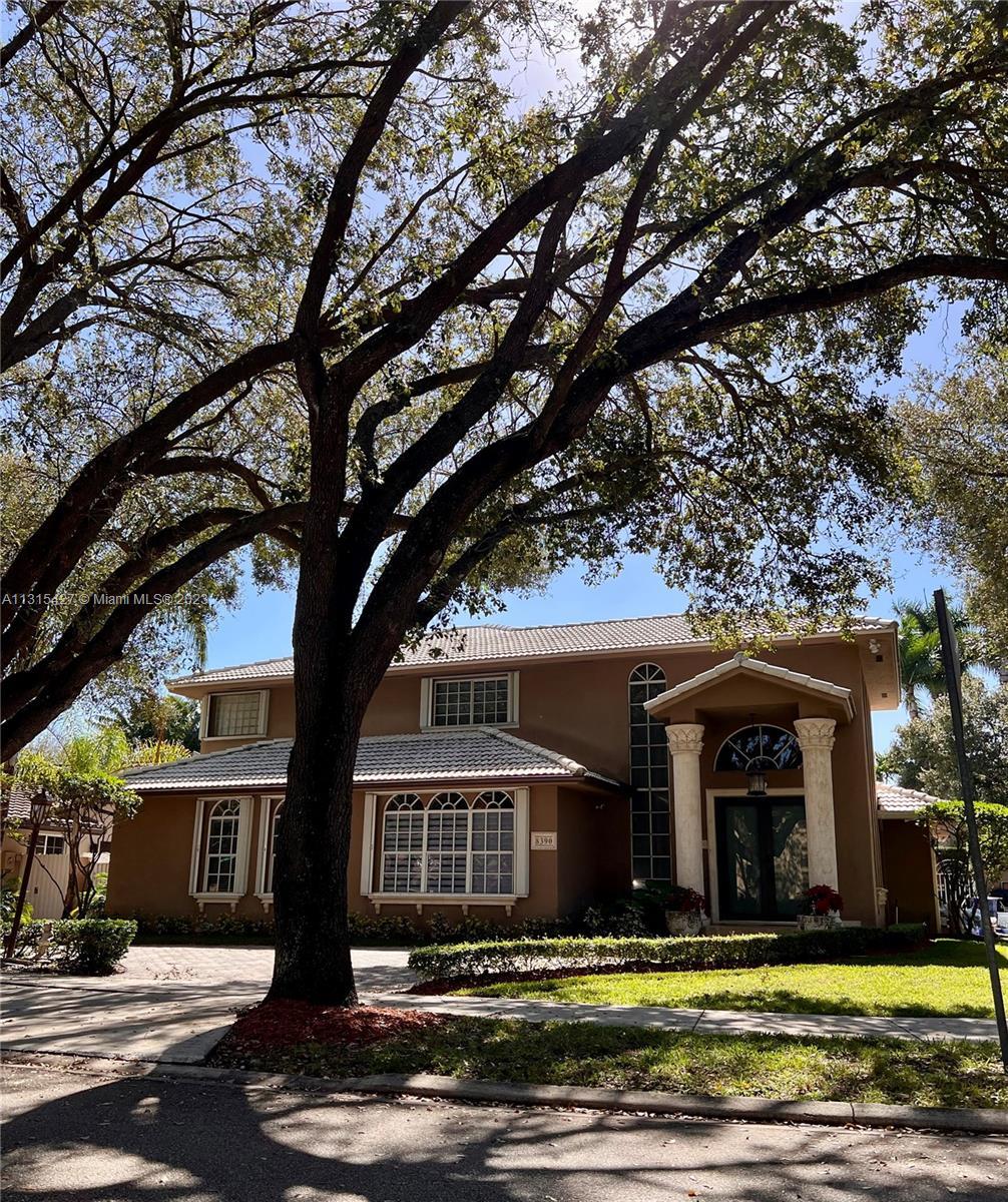 Photo of 8390 NW 166th Ter in Miami Lakes, FL