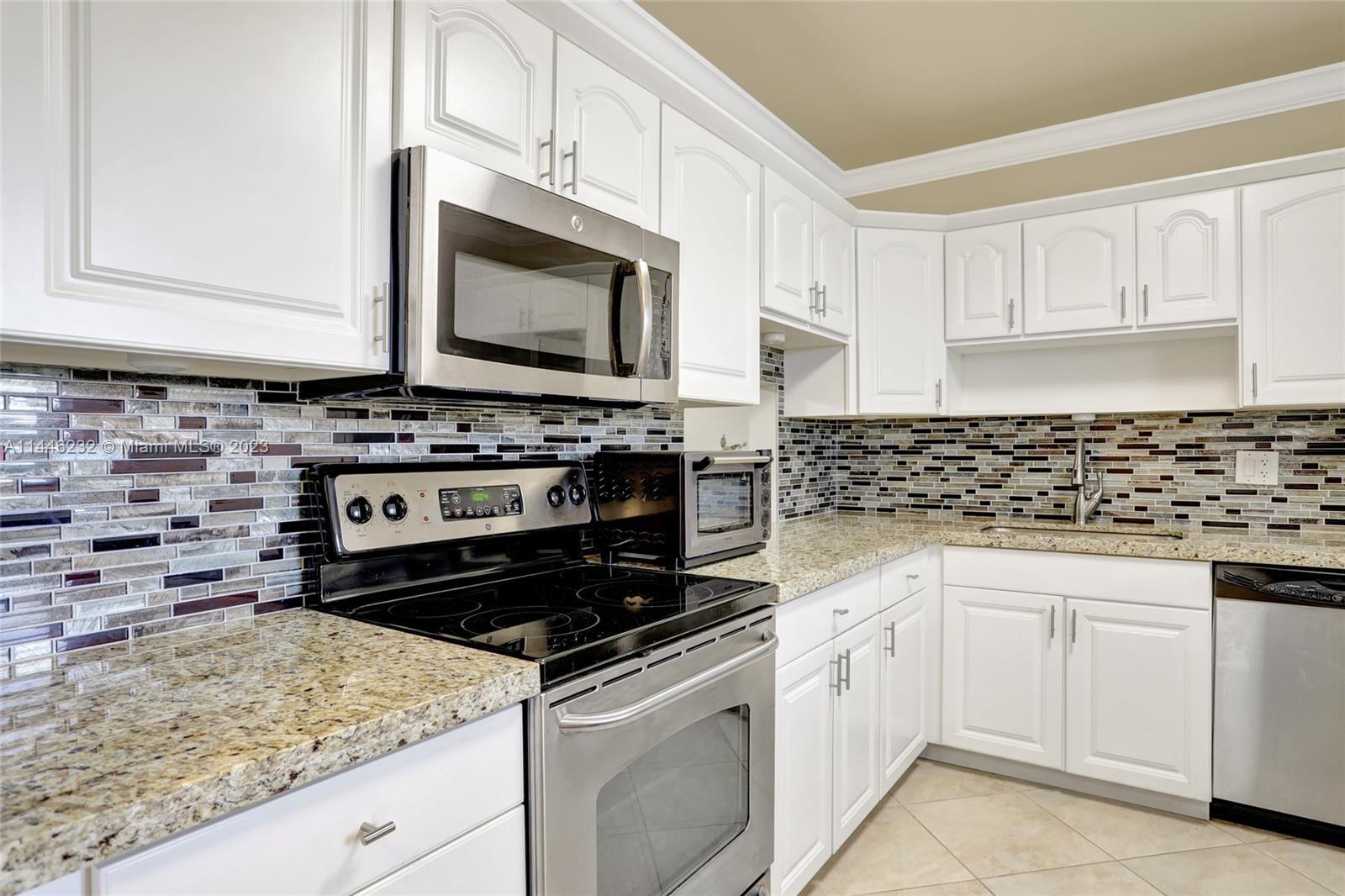 Photo of 6751 Cypress Rd #411 in Plantation, FL