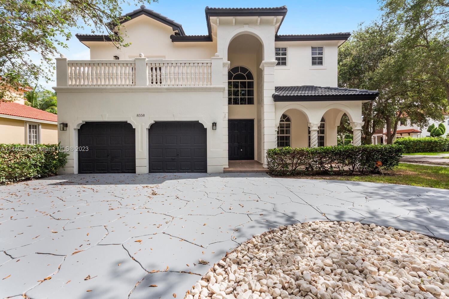 Photo of 8558 NW 163rd Ter in Miami Lakes, FL