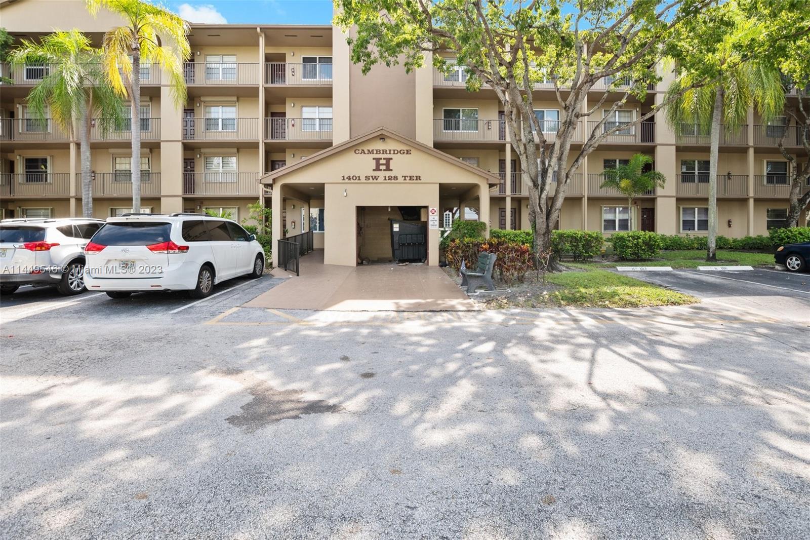 Photo of 1401 SW 128th Ter #310H in Pembroke Pines, FL