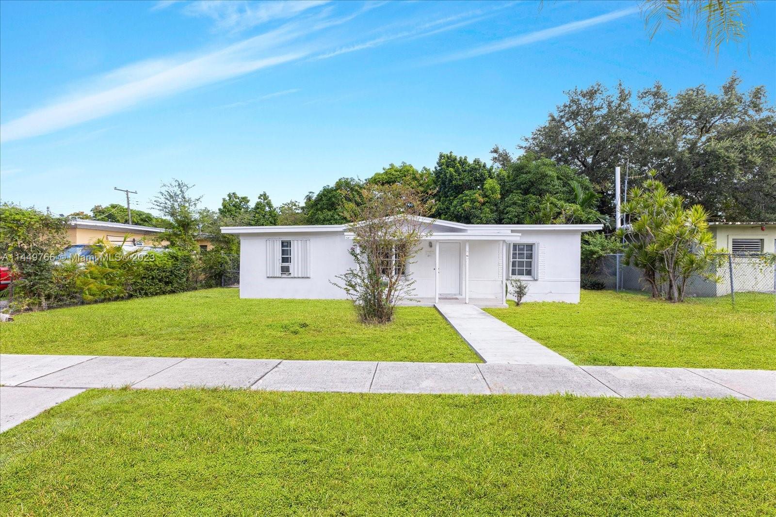 Photo of 265 NW 135th St in North Miami, FL