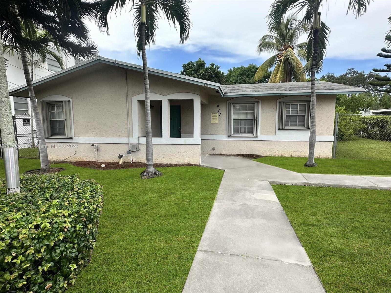 Photo of 411 NW 7th Ter in Fort Lauderdale, FL