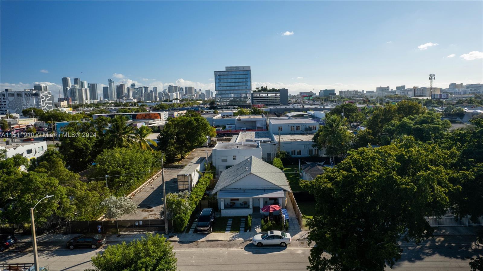 Photo of 550 NW 30th St in Miami, FL