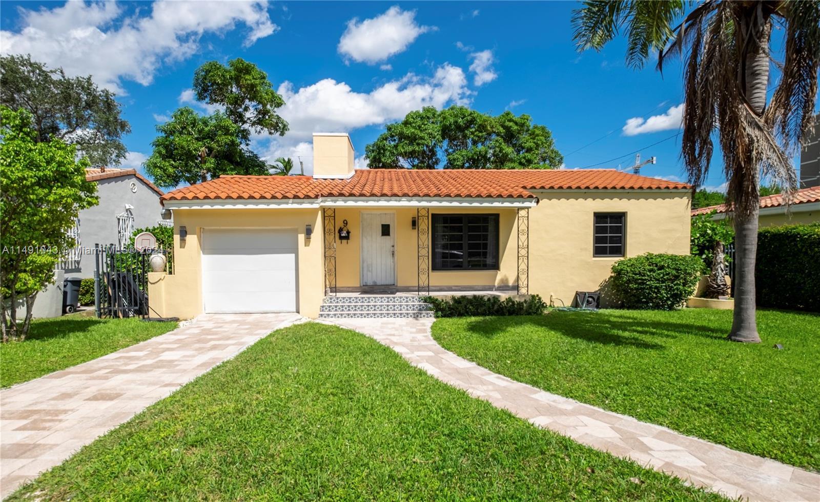 Photo of 9 Campina Ct in Coral Gables, FL