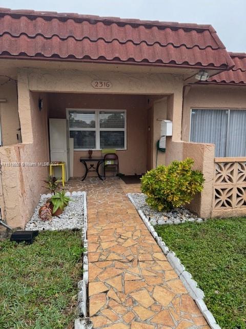 Photo of 2316 SW 81st Wy #8 in North Lauderdale, FL