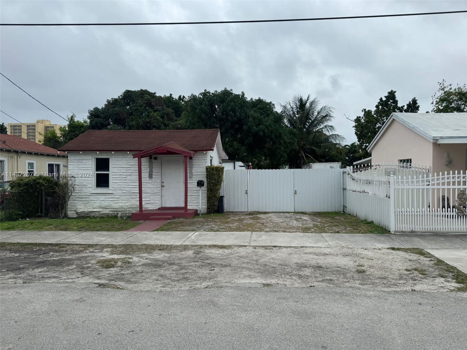 Photo of 2356 NW 55th Ter in Miami, FL