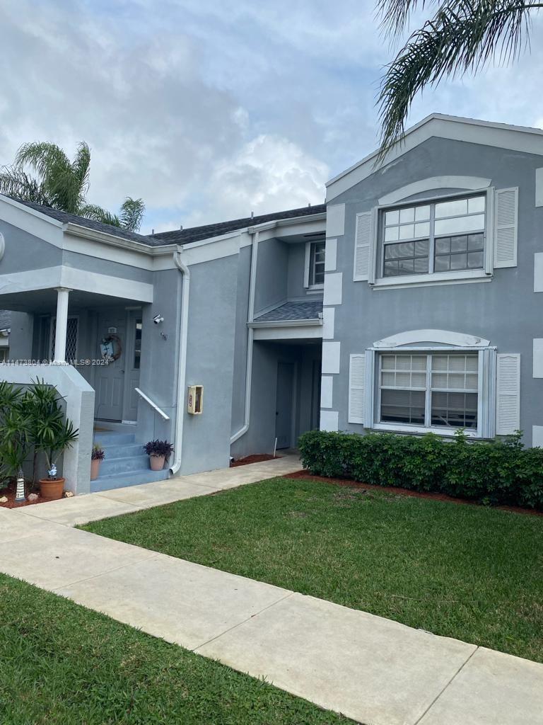 Photo of 2019 SE 27th Dr #102-5 in Homestead, FL