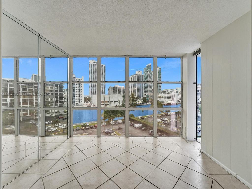 Photo of 800 Parkview Dr #826 in Hallandale Beach, FL