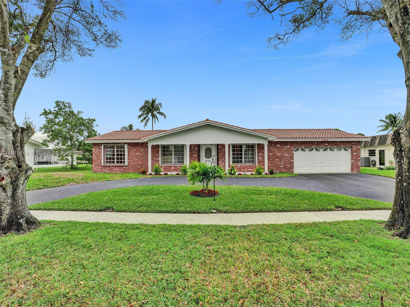 Photo of 7361 SW 10th St in Plantation, FL