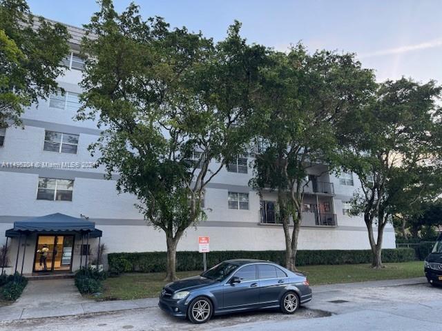 Photo of 8950 NE 8th Ave #401 in Miami, FL