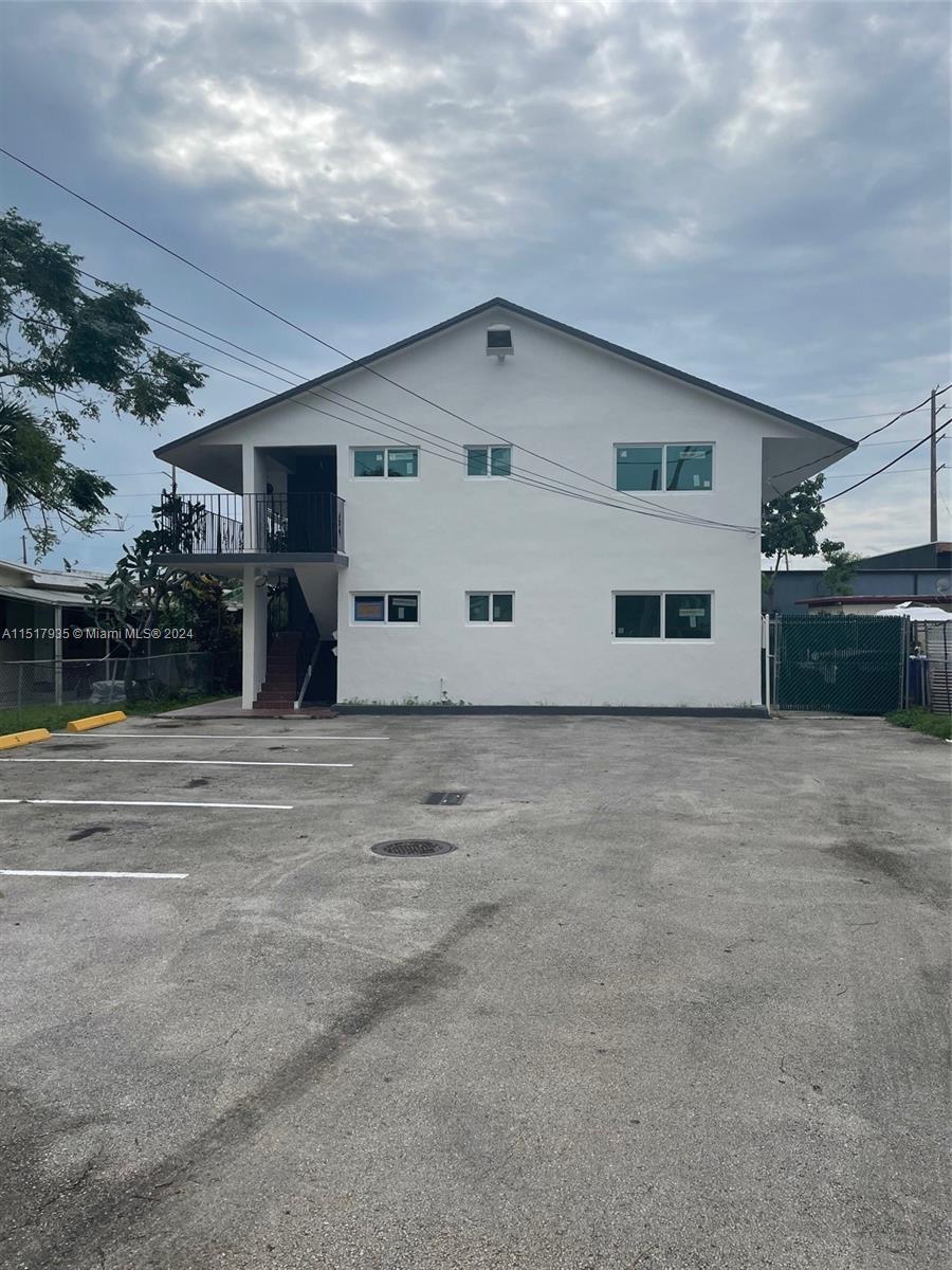 Photo of 2622 NW 24th St in Miami, FL