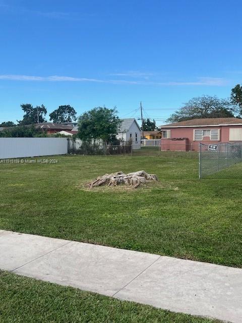 Photo of 1285 NW 71 Ter in Miami, FL