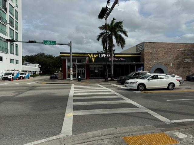 Photo of 8033 Biscayne Blvd in Miami, FL