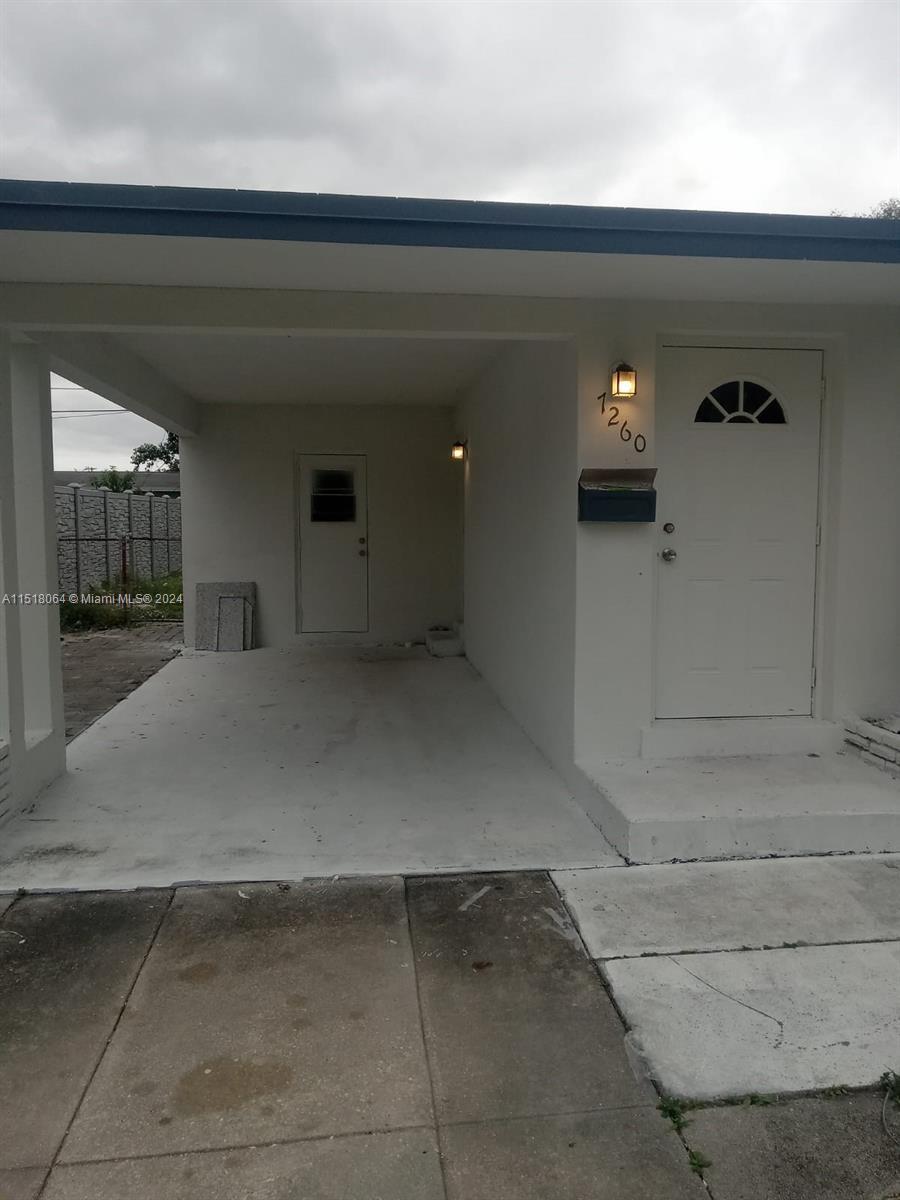 Photo of 7260 Allen Dr in Hollywood, FL
