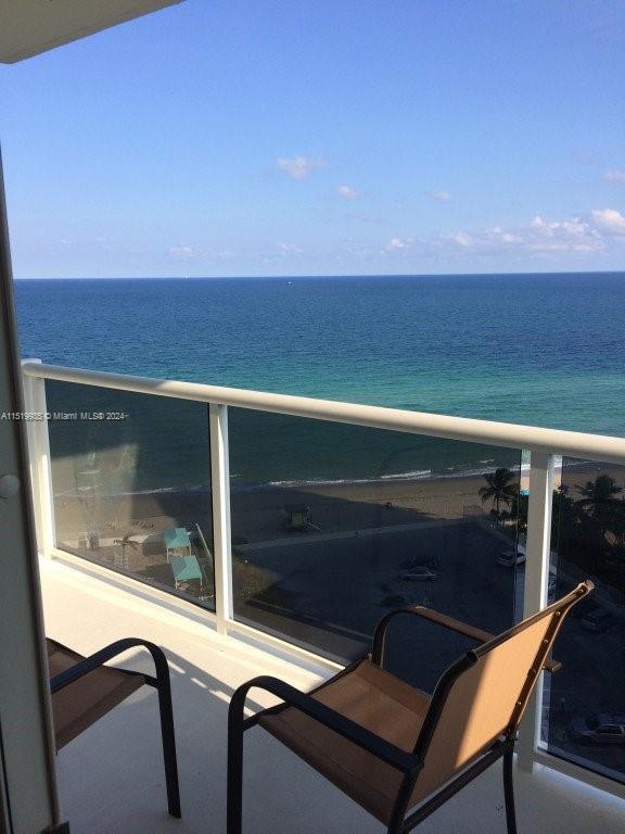 Photo of 3725 S Ocean Dr #1516 in Hollywood, FL