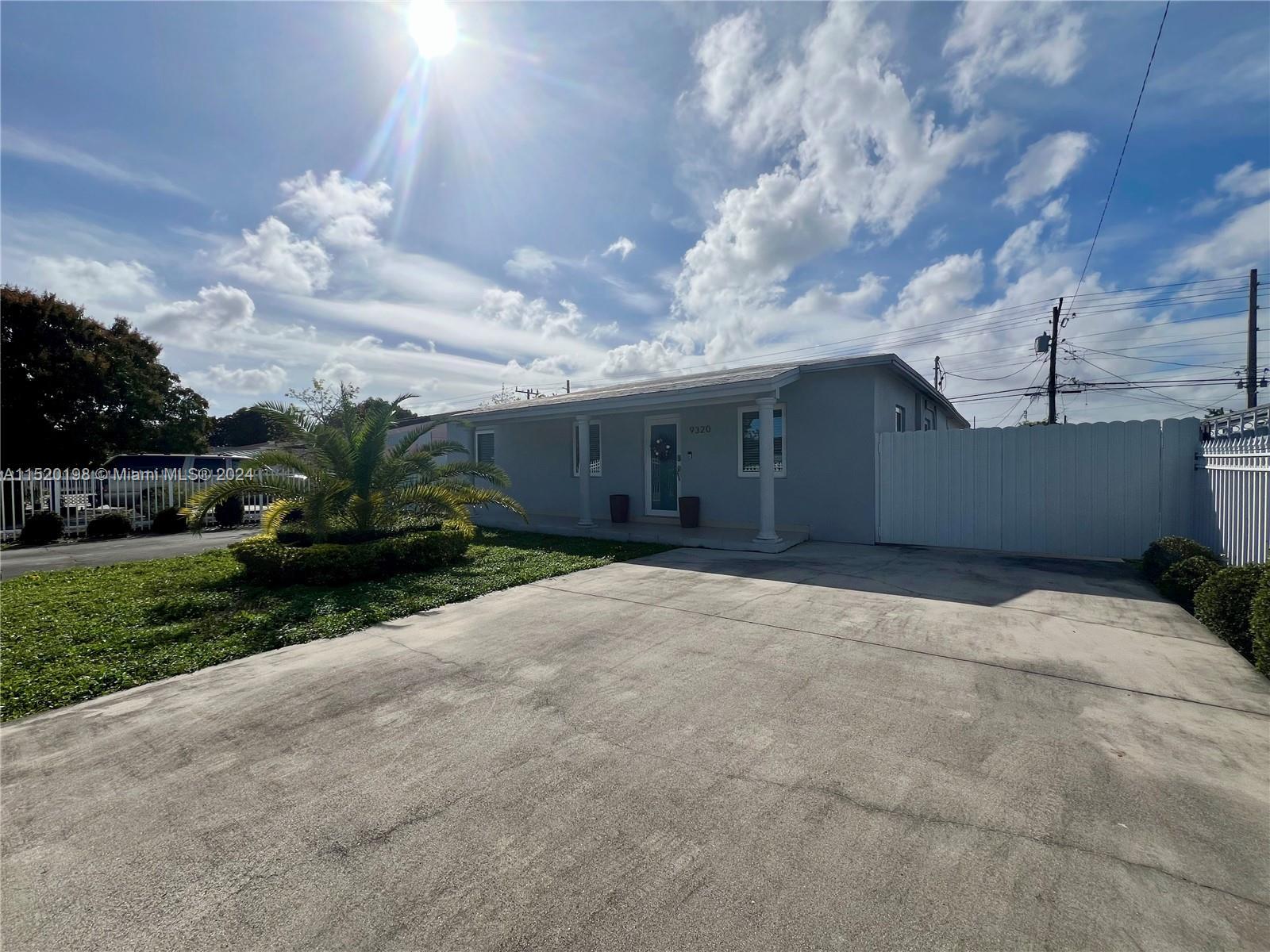 Photo of 9320 NW 35th Ct in Miami, FL