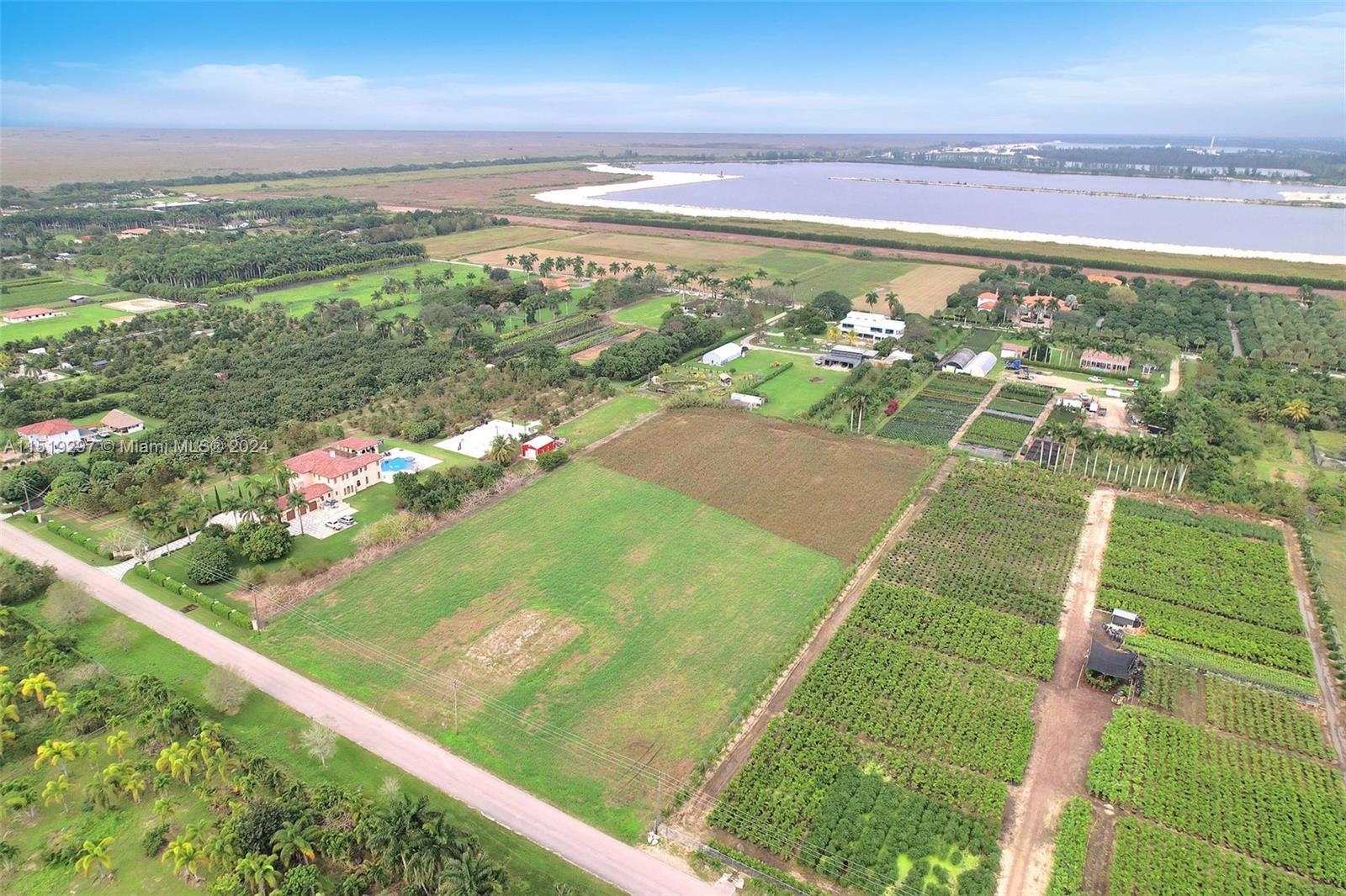 Photo of 5 Acres Agricultural Lndg For Rent in Miami, FL