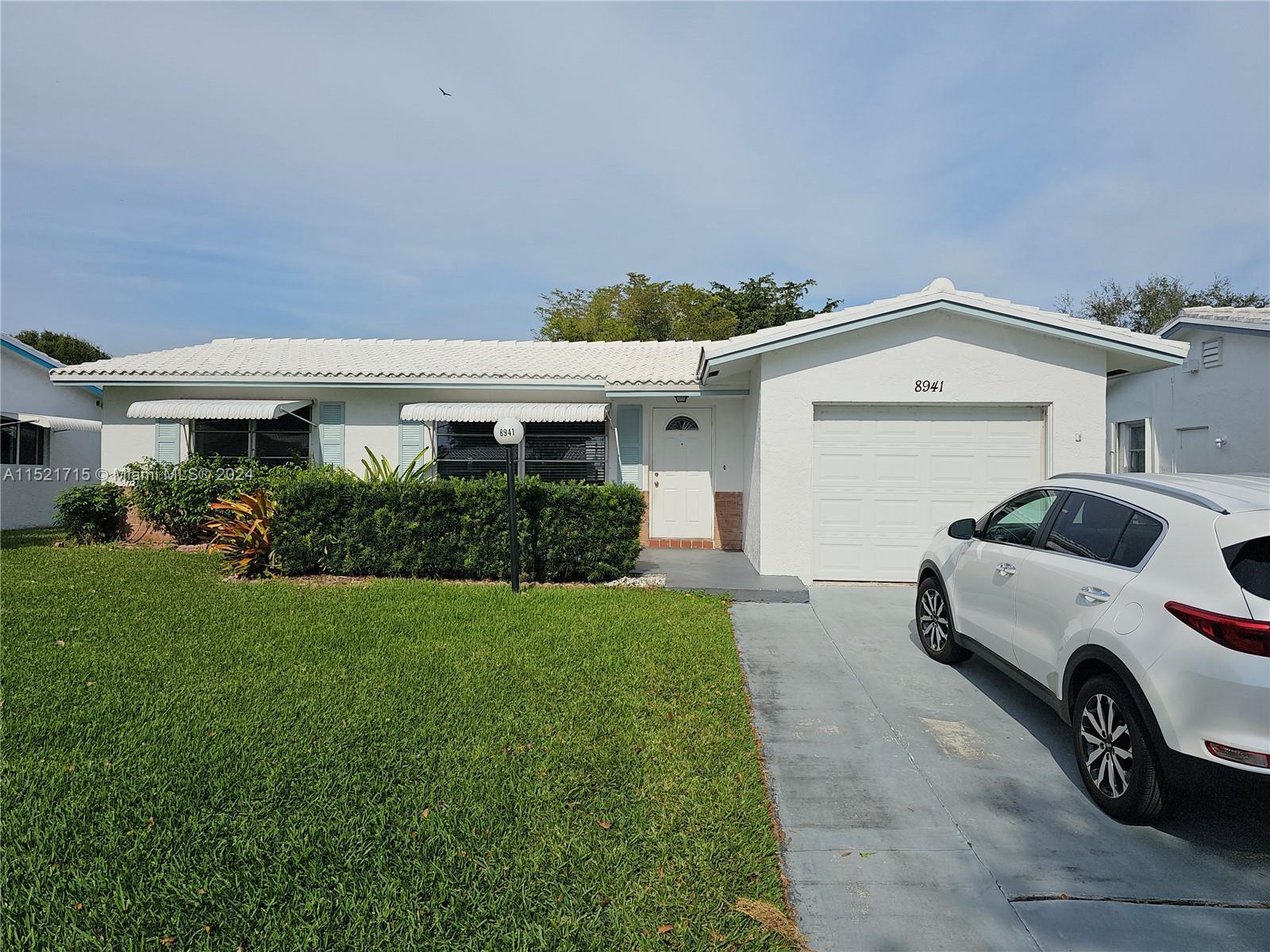 Photo of 8941 NW 12th Pl in Plantation, FL