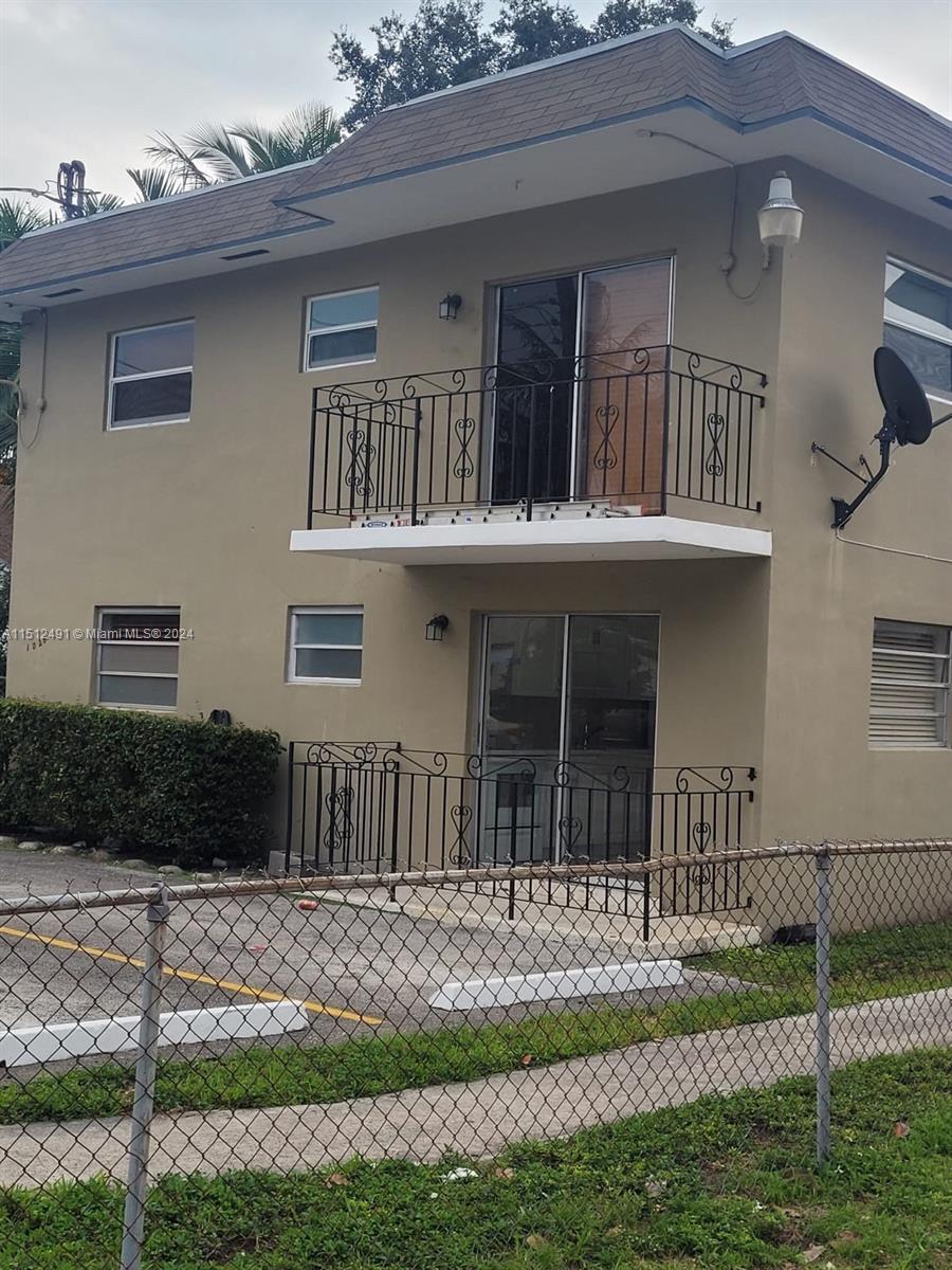 Photo of 1020 NW 5th St in Miami, FL
