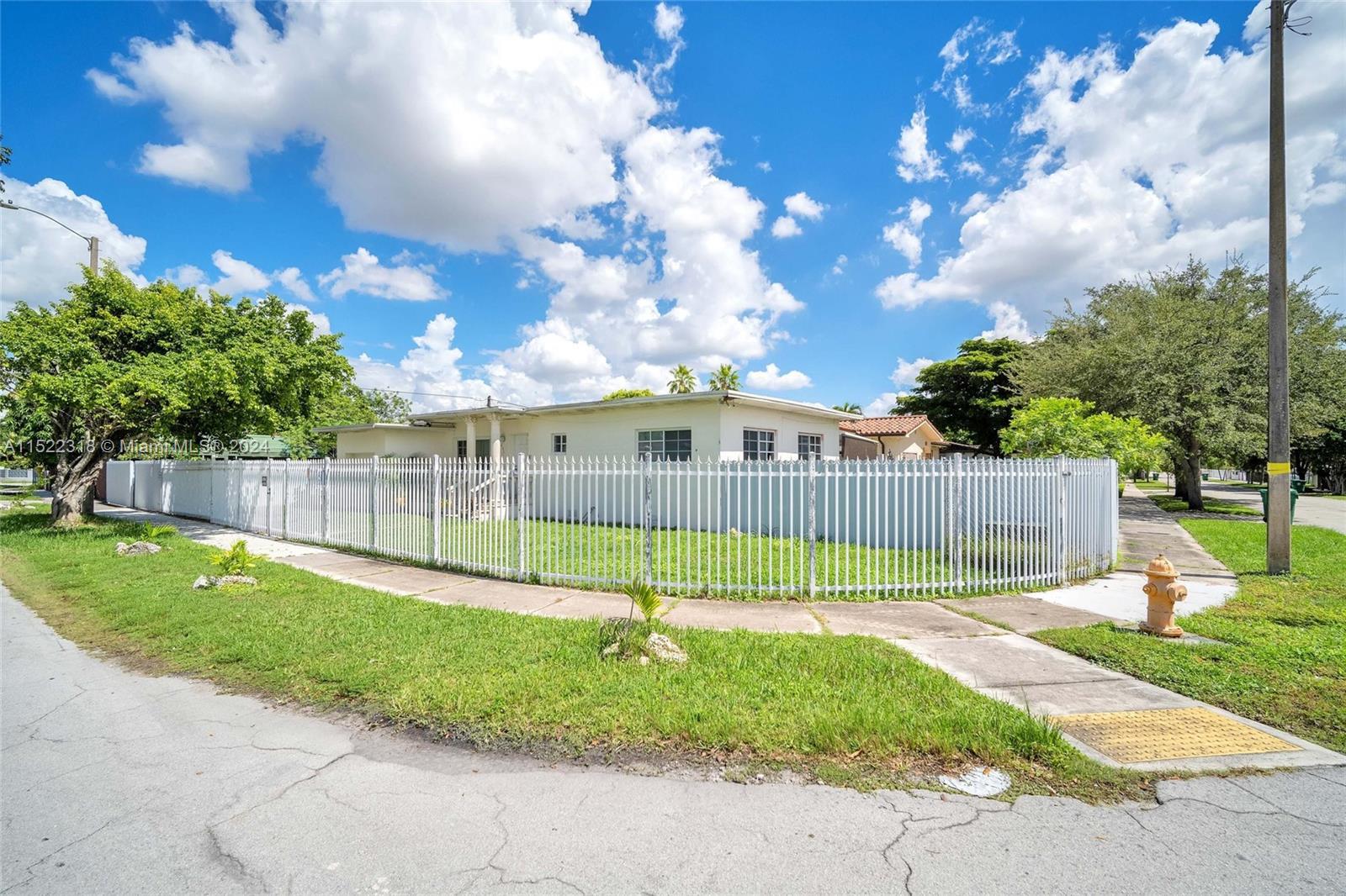 Photo of 451 NW 30th Pl in Miami, FL