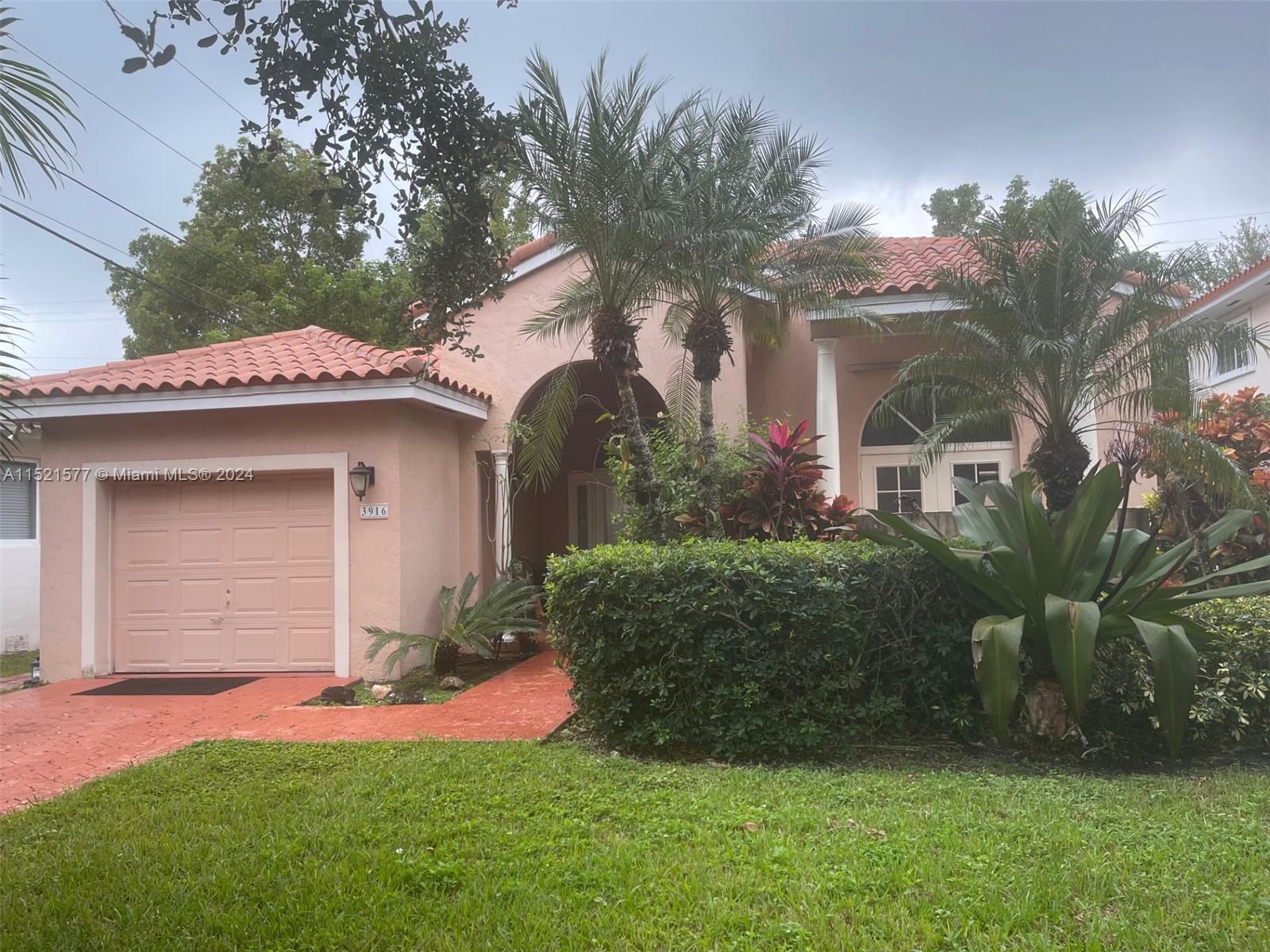 Photo of 3916 Anderson Rd in Coral Gables, FL