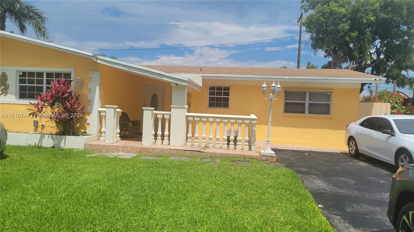 Photo of 18780 Lenaire Dr in Cutler Bay, FL
